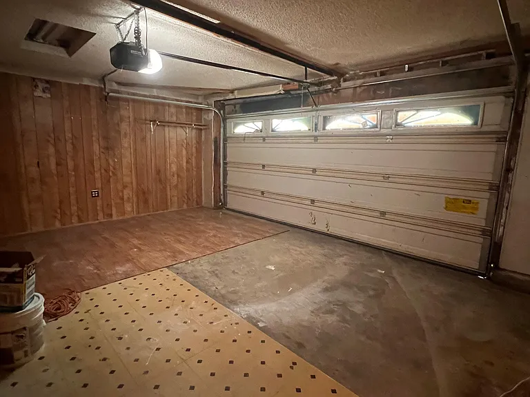 13448 Silver Ln — Photo 28