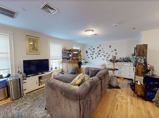 8 Bishop Allen Dr #7, Cambridge, MA 02139