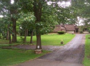 3N759 Kaelin Rd, West Chicago, IL 60185