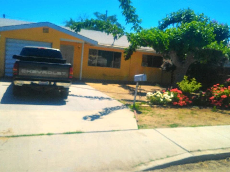 2nd image of 214 Adams St