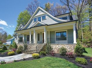 207 Varick Rd, Newton, MA 02468