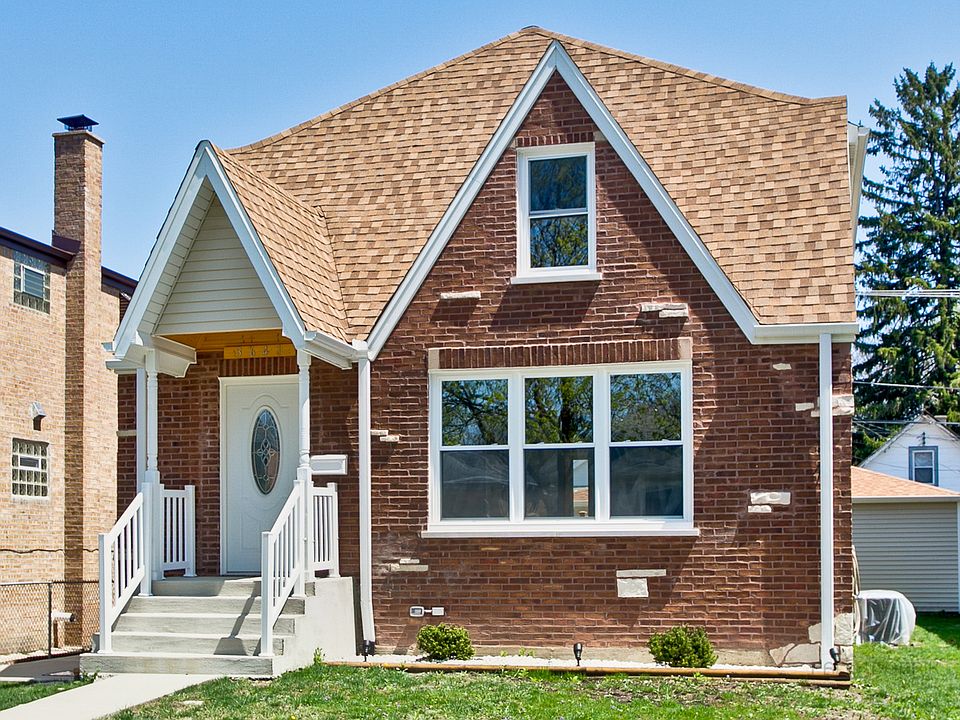 1st image of 3641 N Pontiac Ave #105