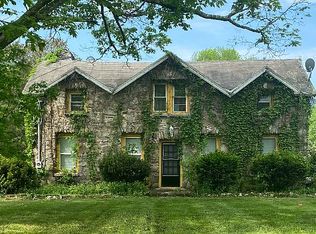 531 Creek Rd, Poughkeepsie, NY 12601