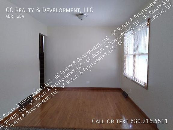 3rd image of 18008 Crawford Ave