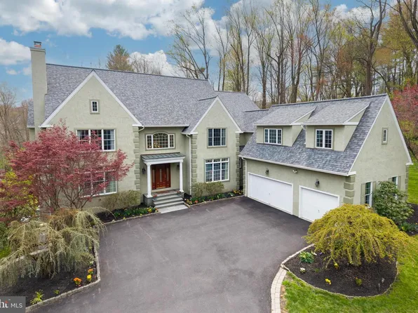 1200 Winderly Ln, Newtown Square, PA 19073