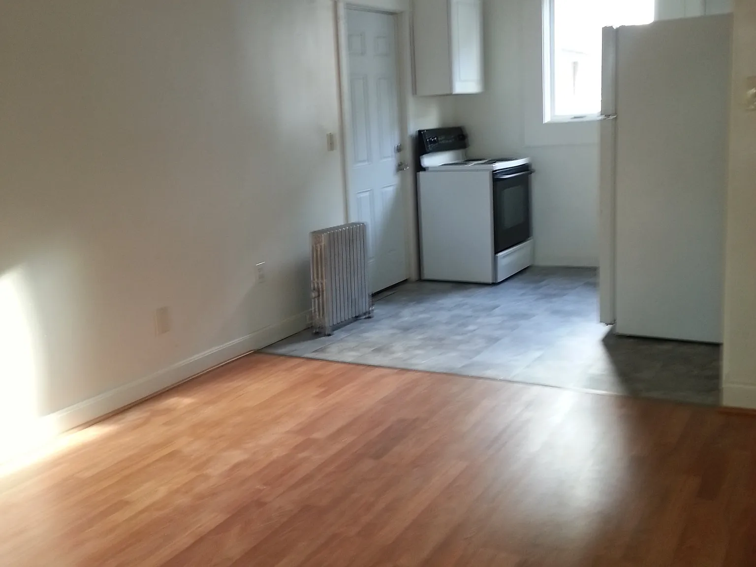 Studio, 336 sqft, $1,395 — Photo 3