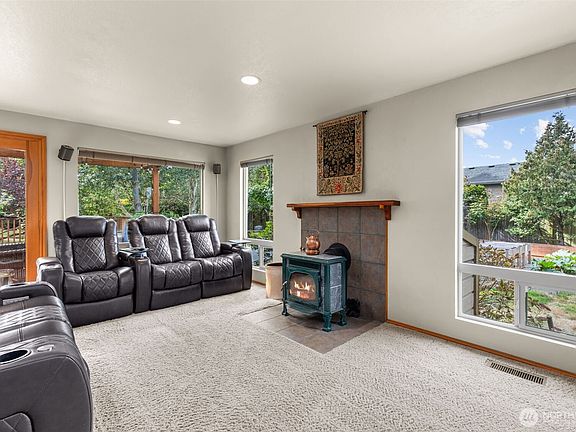 3rd image of 7402 11th Street SE