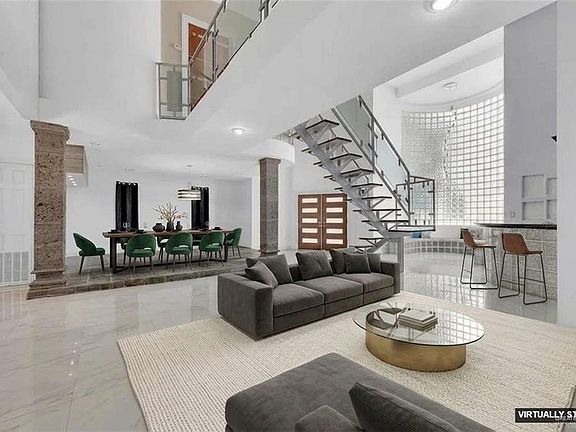 2nd image of 3207 E San Luis Cir