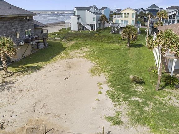 3rd image of 4215 Buccaneer Blvd