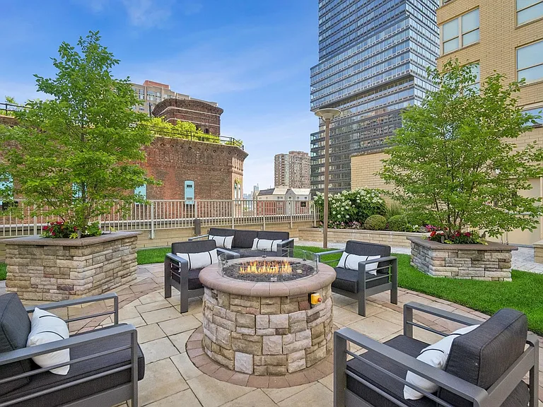 88 Morgan St #4402 — Photo 21