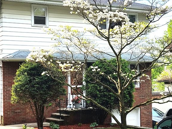 2nd image of 29 Woodland Rd Floor 2