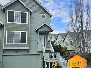 571 Scenic Dr, Ashland, OR 97520