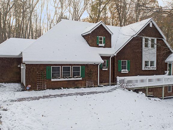 3rd image of 1711 Thornapple River Dr SE