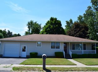 806 W 10th St, La Porte, IN