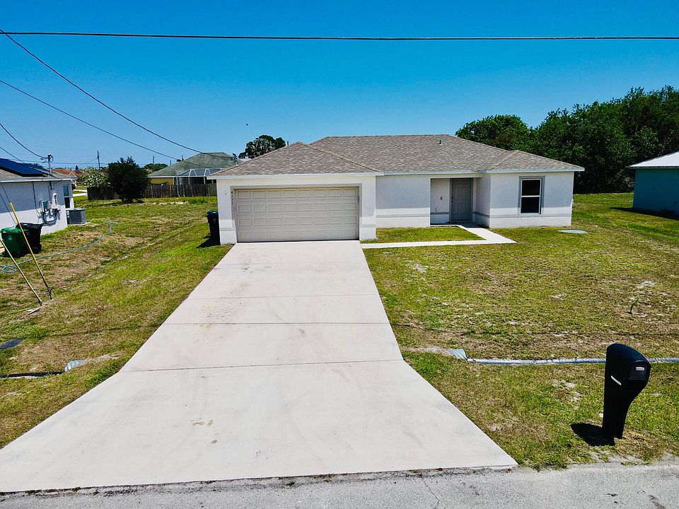 1st image of 4111 SW Baltic Street