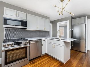 84 11th St FLOOR 3, Providence, RI 02906