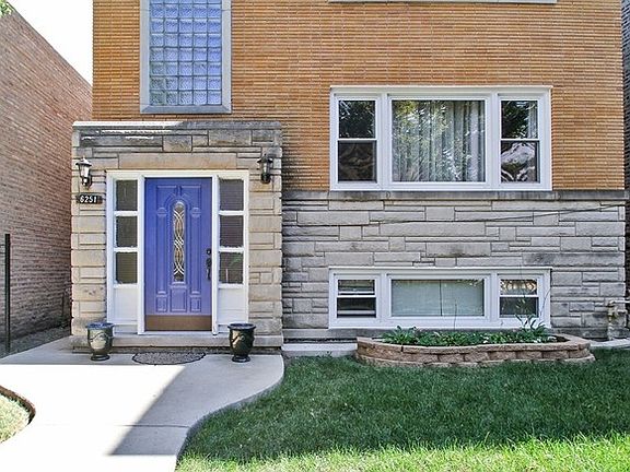2nd image of 6251 N Mozart St