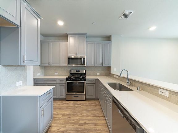 4th image of 4625 Piedras Lanzar Dr