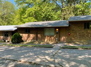 909 N Greensboro St #B, Carrboro, NC 27510