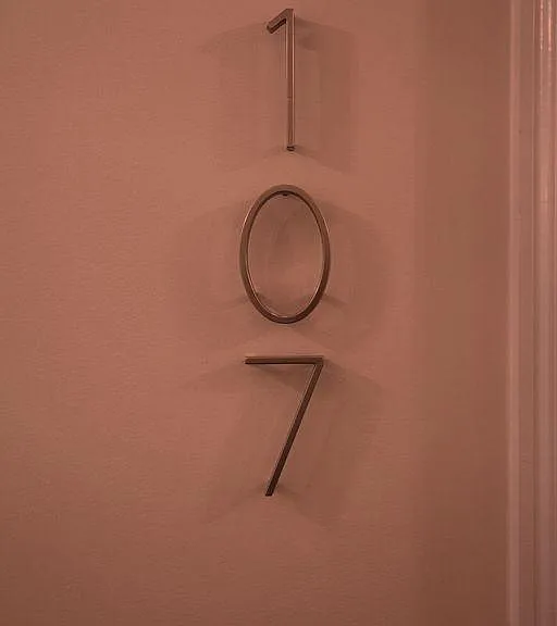 908 Juniper St NE #107 — Photo 3