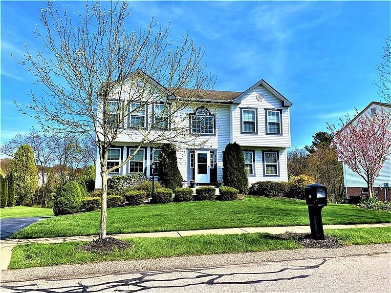 1st image of 114 Carlye Dr