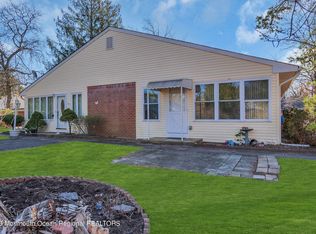 4D Snowberry Ln, Whiting, NJ