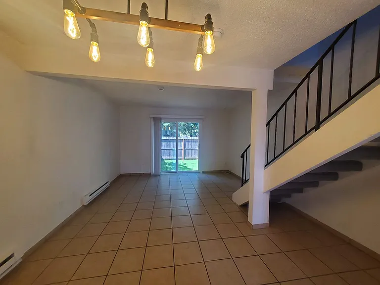928 Civic Center Dr #3 — Photo 19