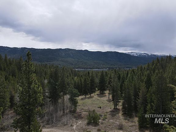 2nd image of Tbd Horsethief Rd