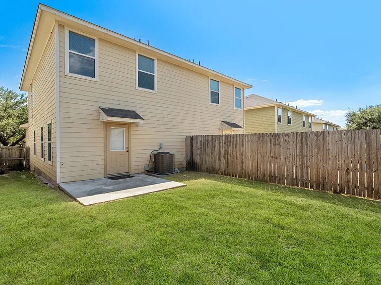 4915 Appleseed Ct — Photo 20