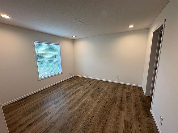 5th image of 8241 W Cygnes Cir