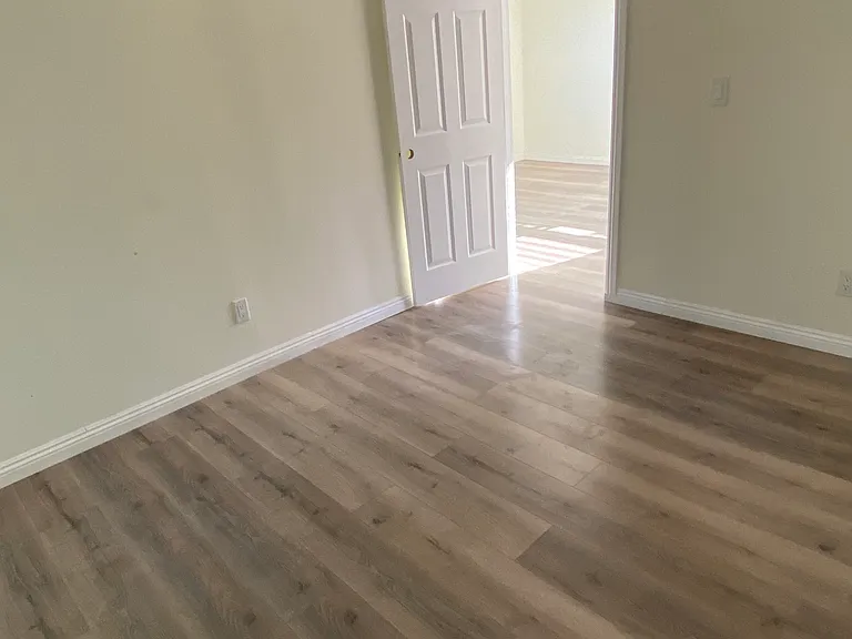 2664 Washington Ave — Photo 7