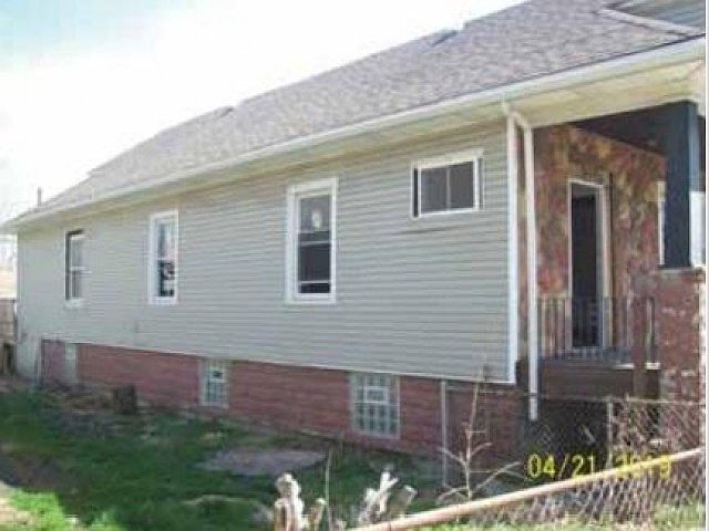 2nd image of 146 E 120th Pl