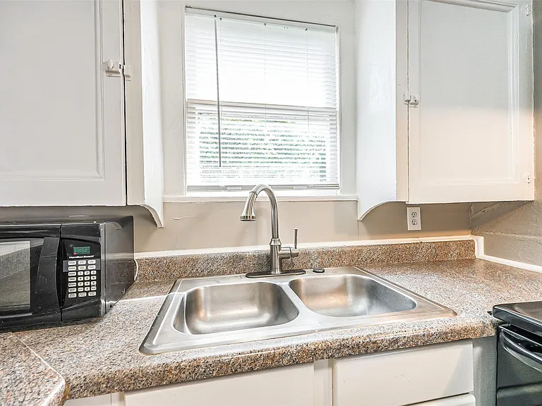 216 Redan St #5 — Photo 16