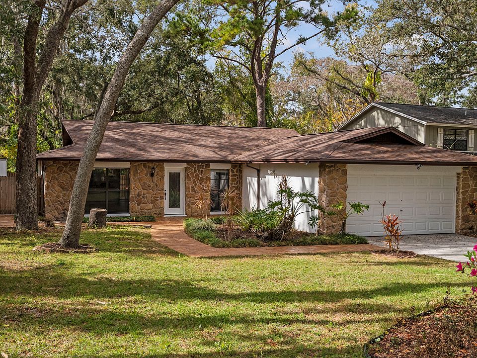 1st image of 14732 Lake Forest Dr