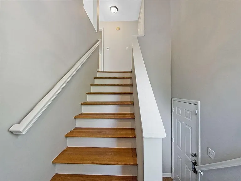 2136 River Heights Walk SE — Photo 11