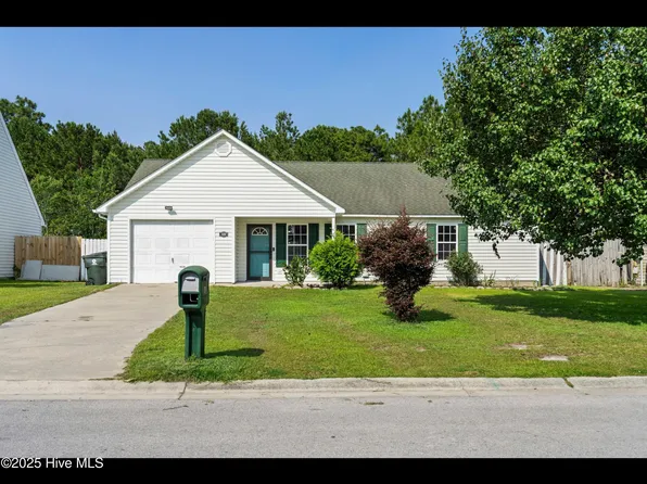 328 Foxhall Road, Newport, NC 28570