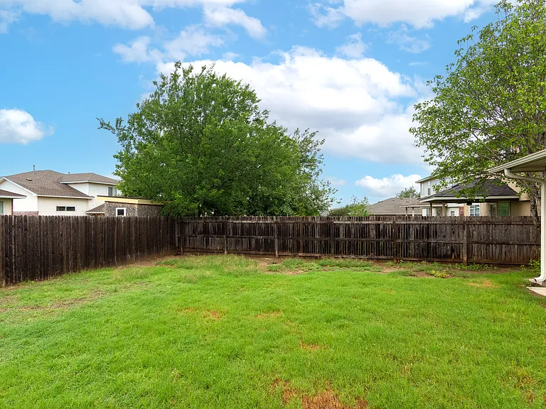913 Coronation Way — Photo 47