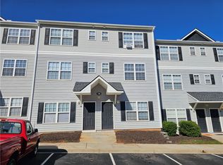 128 University Village Dr APT D, Central, SC 29630