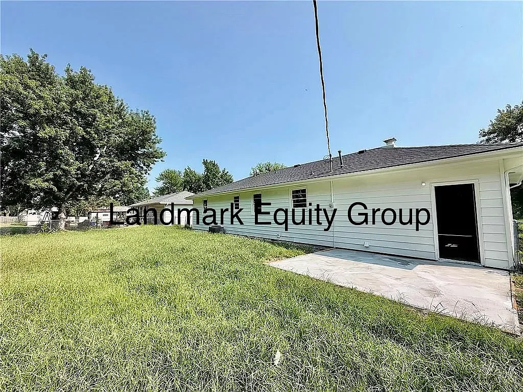 3 bed, 1144 sqft, $1,350 — Photo 3