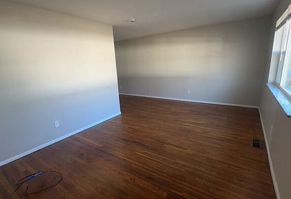 2nd image of 9968 Sue Ct