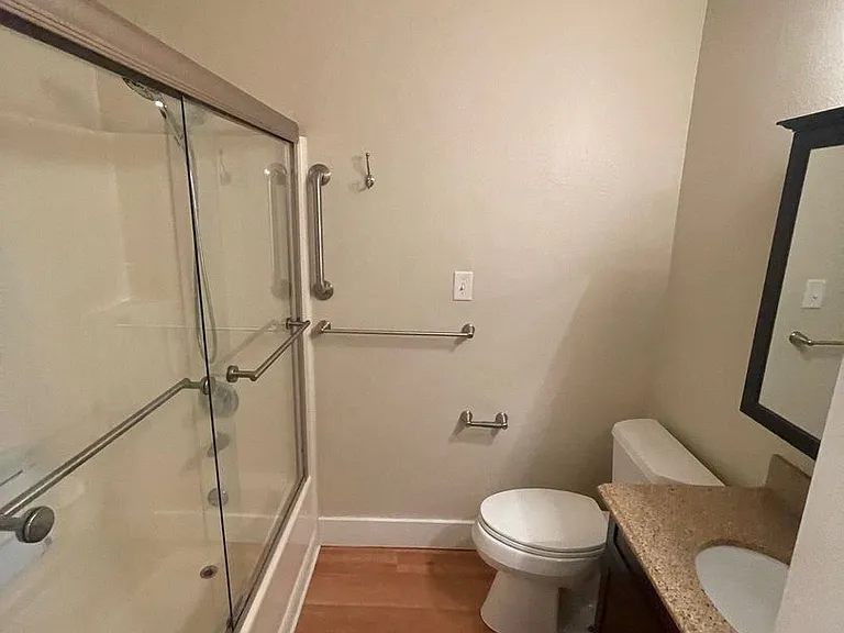 1229 Menlo Dr — Photo 10