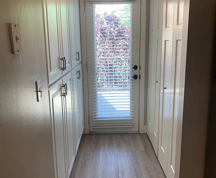 1223 E Vine Gate Dr #38 — Photo 7