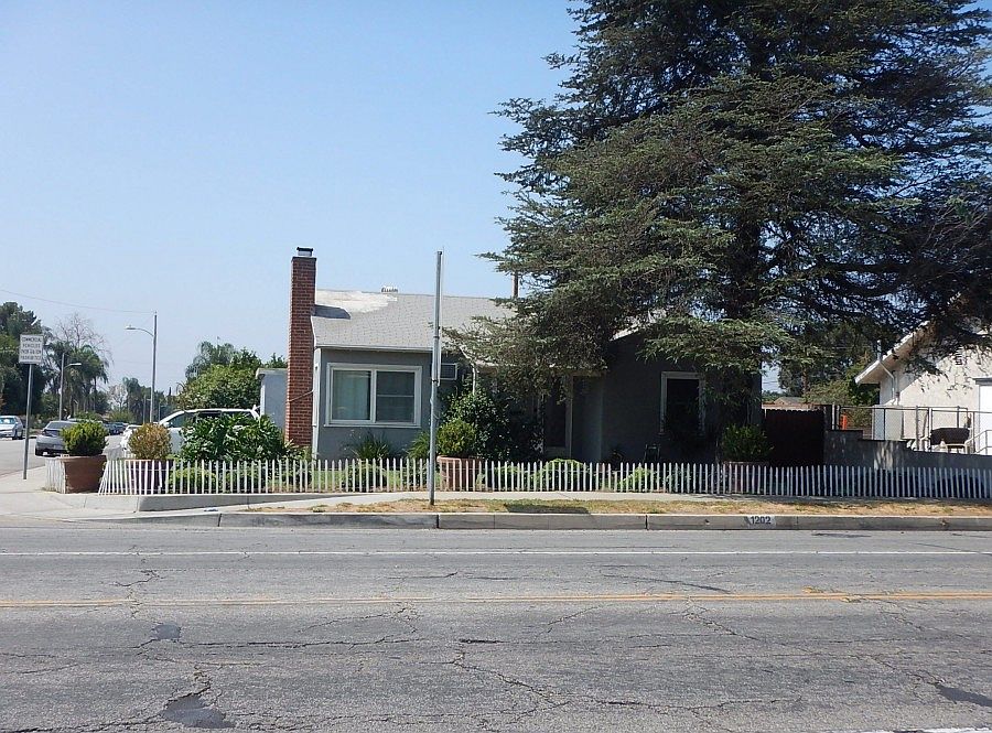 1st image of 1202 Glenoaks Blvd
