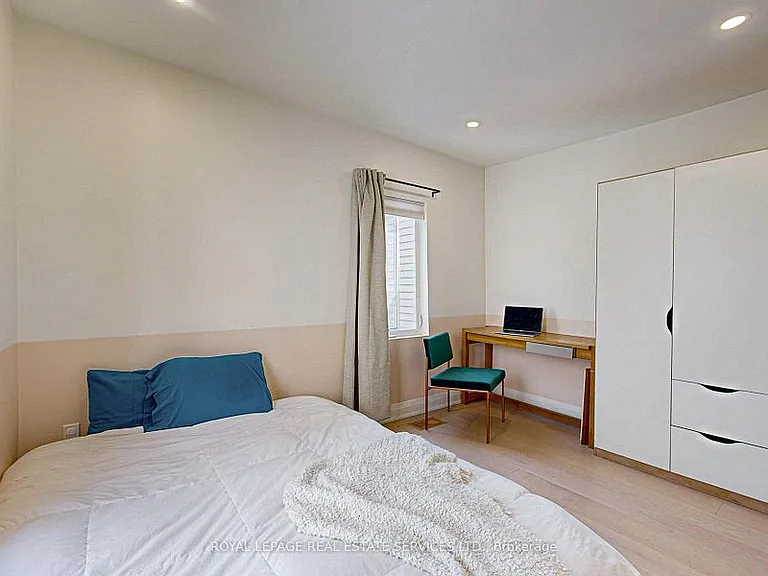 81 Major St #1 — Photo 3