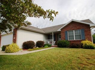 2048 Southridge Dr, Frankfort, IN 46041
