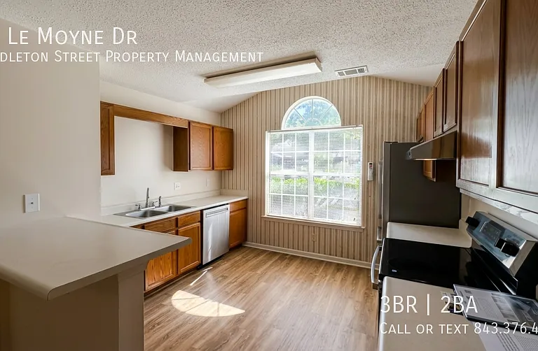 36 Le Moyne Dr — Photo 6