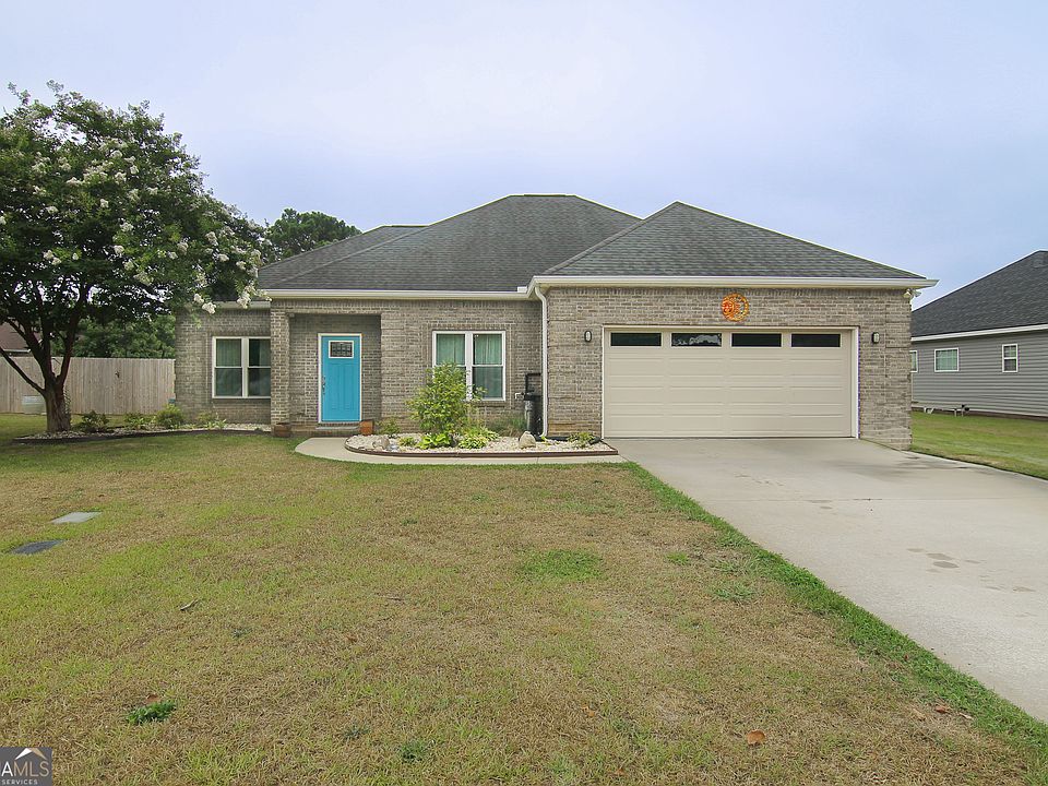 1st image of 101 Emberly Ln