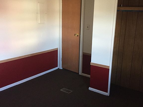 3rd image of 2509 Grant Village Dr