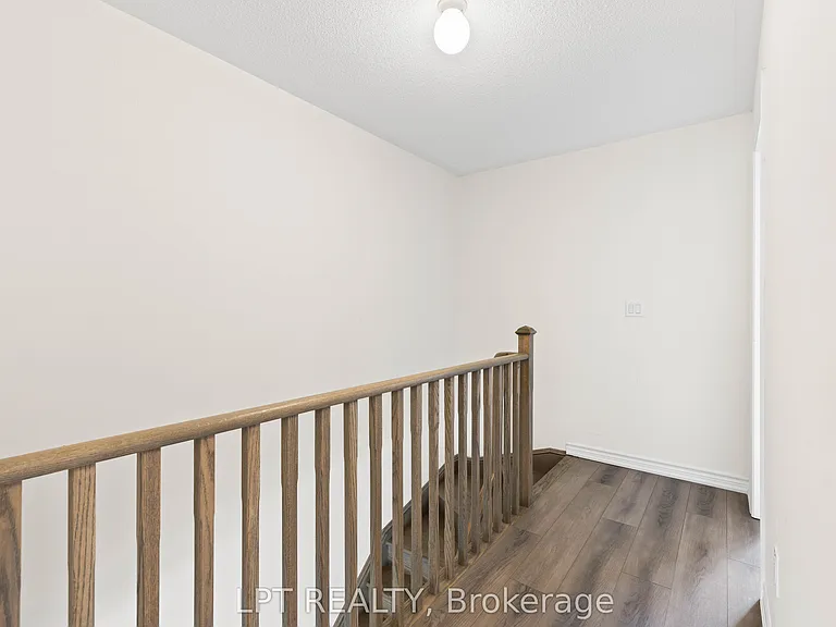 110 Grew Blvd #Townhouse 05 — Photo 16