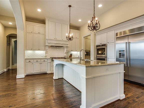 3rd image of 640 Creekway Dr